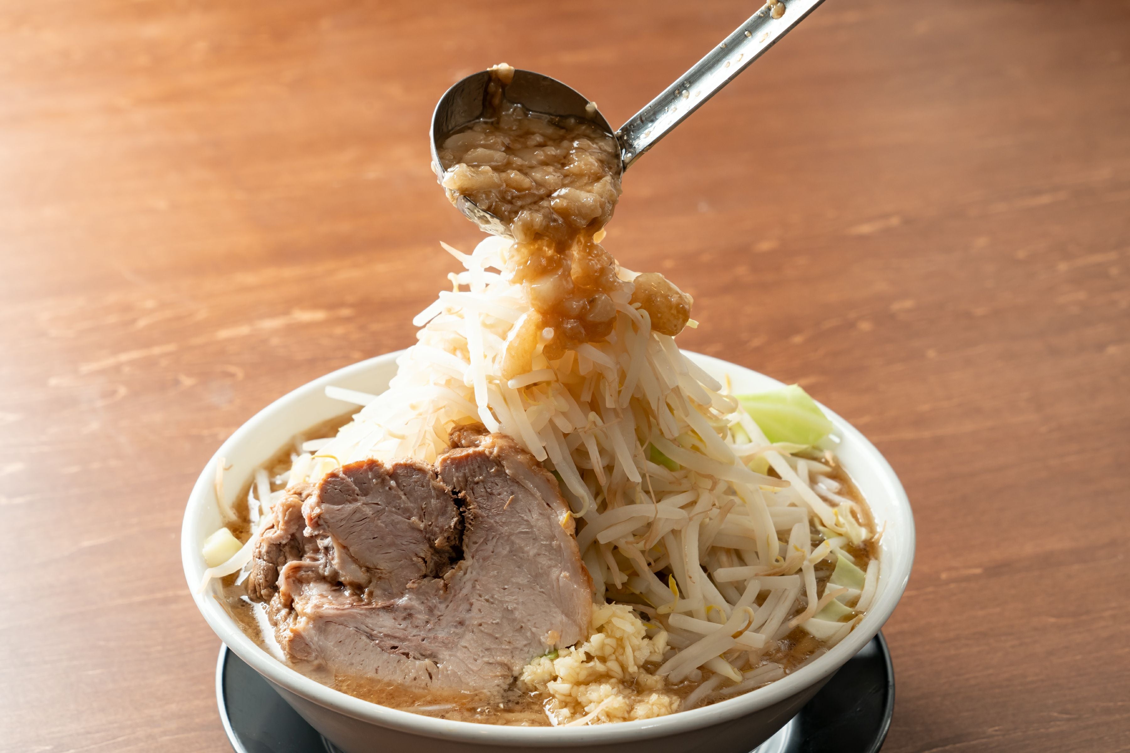 ラーメン・カラメアブラ付 | menjoy（メンジョイ）